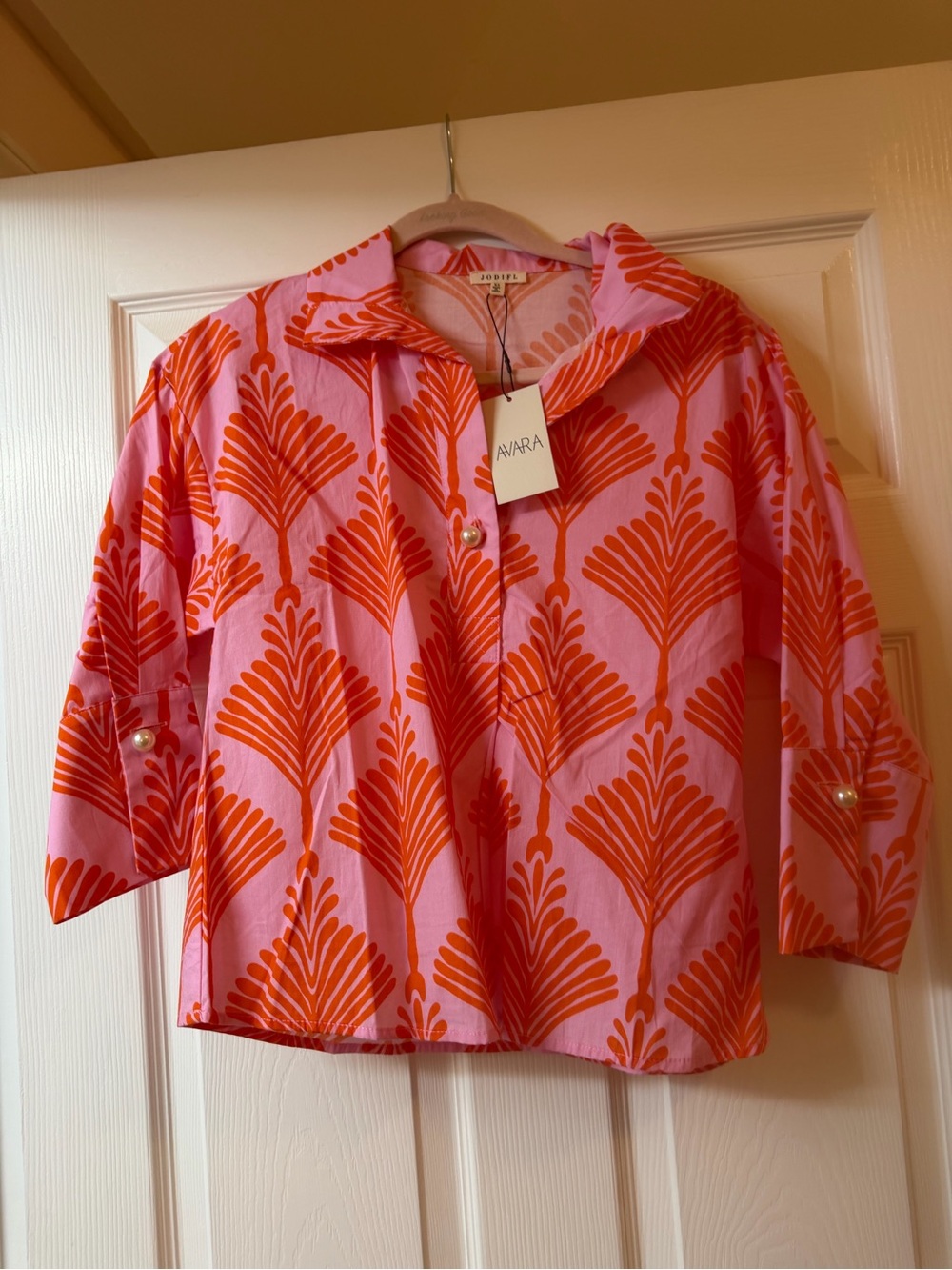 JODIFL Pink Button-Front Top with Bold Orange Print